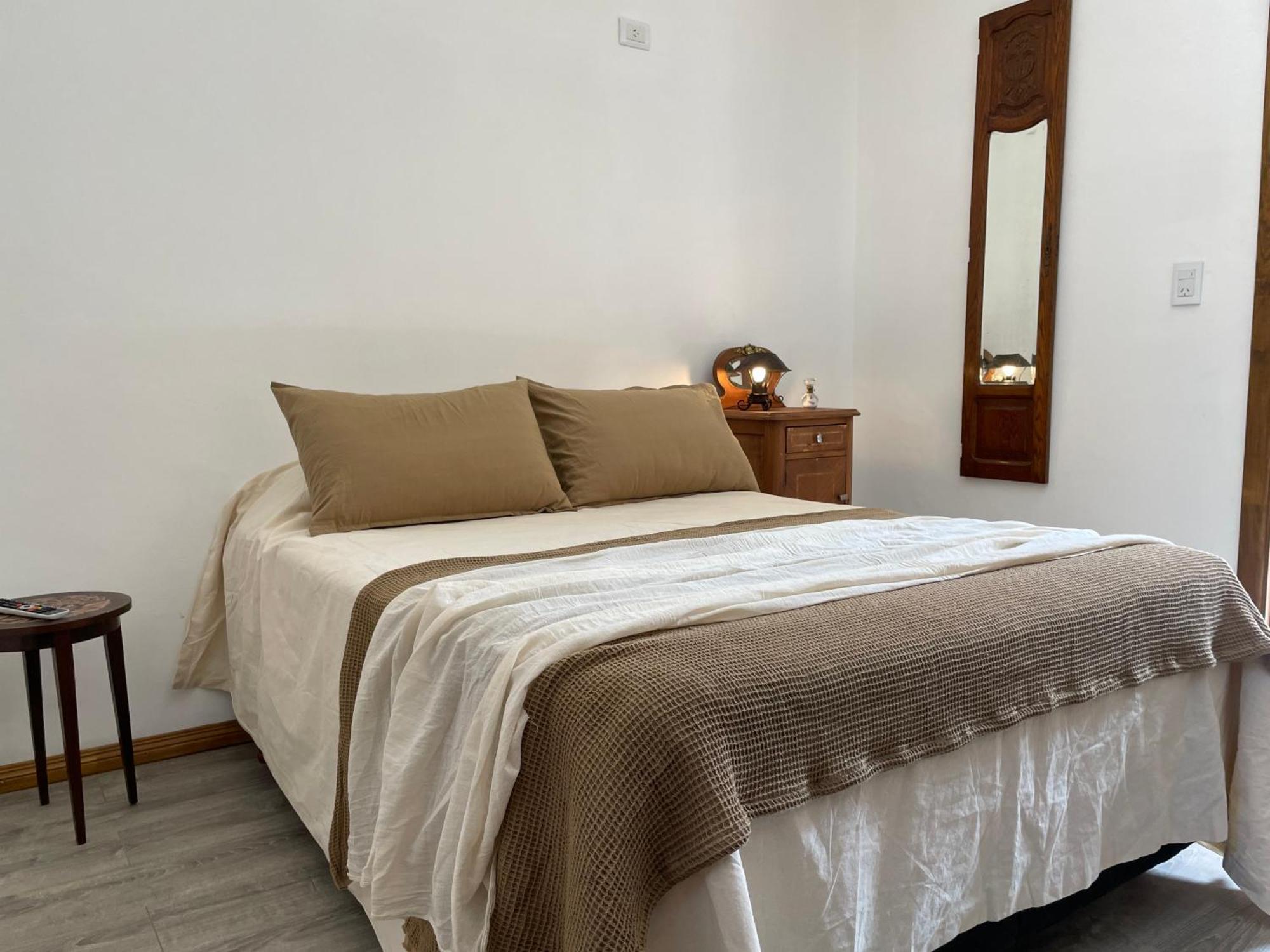 La Escondida, Casa De Huespedes Bed & Breakfast San Antonio de Areco Bagian luar foto